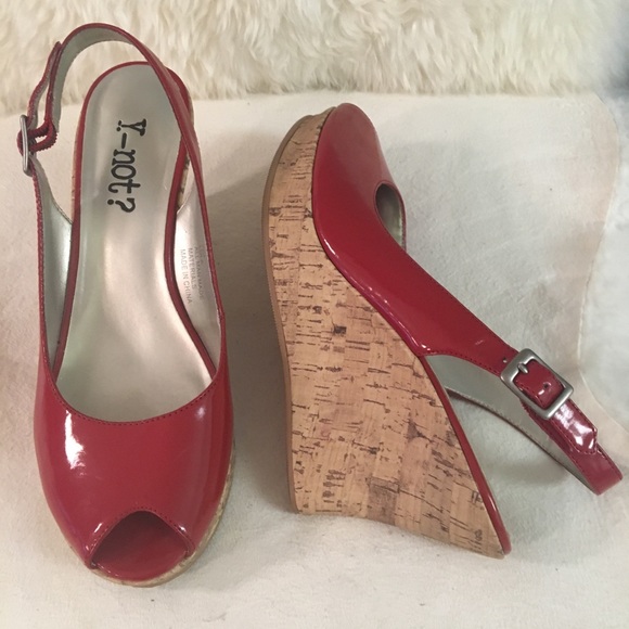 Red Patent Leather Wedge Open Toe Sandals SZ 7.5 - Picture 2 of 5